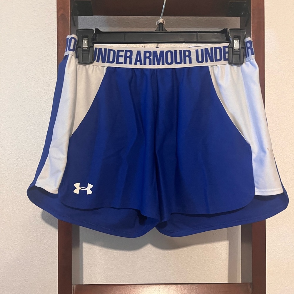 BUNDLE !!Under Armour Women's Blue and White Shorts 
Under Armour tshirt size S